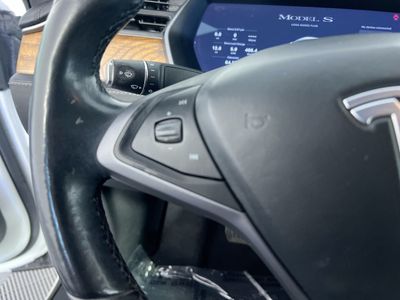 2021 Tesla Model S - Photo 16