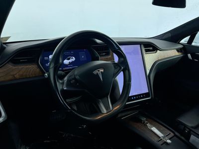 2021 Tesla Model S - Photo 26