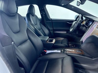 2021 Tesla Model S - Photo 27