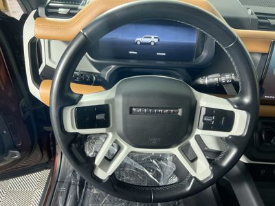 2023 Land Rover Defender - Photo 15