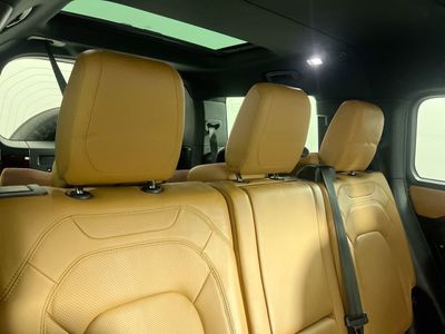 2023 Land Rover Defender - Photo 30