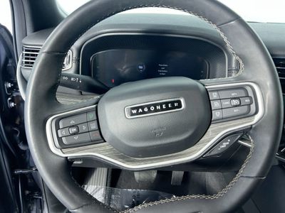 2022 Jeep Wagoneer - Photo 15