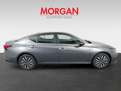 2024 Nissan Altima - Photo 2