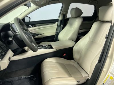 2018 Honda Accord Sedan - Photo 12