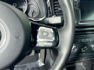 2018 Volkswagen Beetle - Photo 17