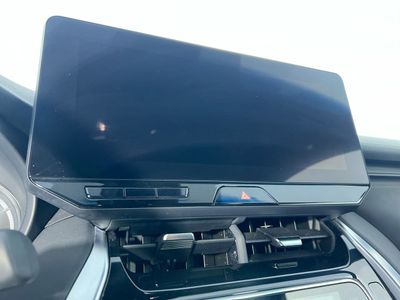 2024 Toyota Venza - Photo 21