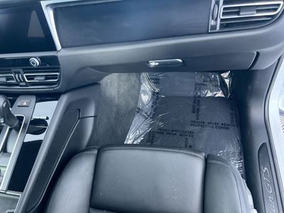 2024 Porsche Macan - Photo 31