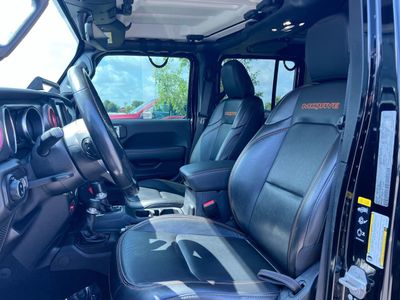2021 Jeep Gladiator - Photo 12