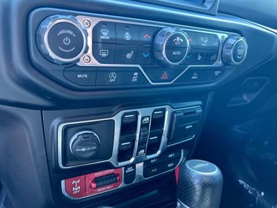 2021 Jeep Gladiator - Photo 24