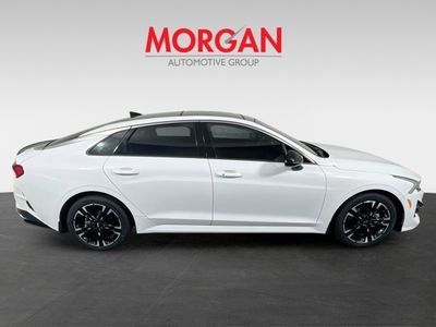2021 Kia K5 - Photo 2