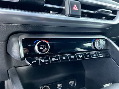 2021 Kia K5 - Photo 24