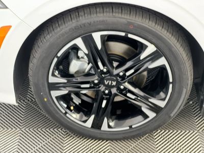 2021 Kia K5 - Photo 11