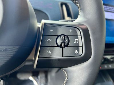 2025 MINI Countryman - Photo 17