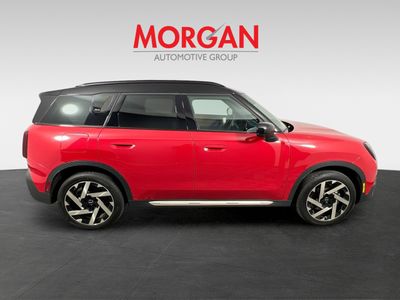 2025 MINI Countryman - Photo 2
