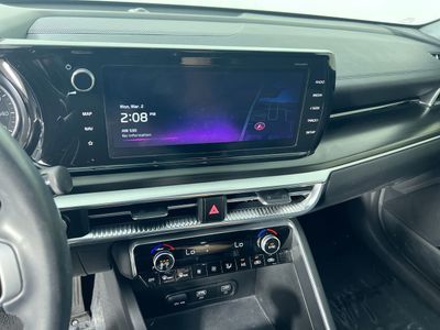 2023 Kia K5 - Photo 25