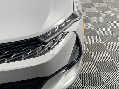 2023 Kia K5 - Photo 9