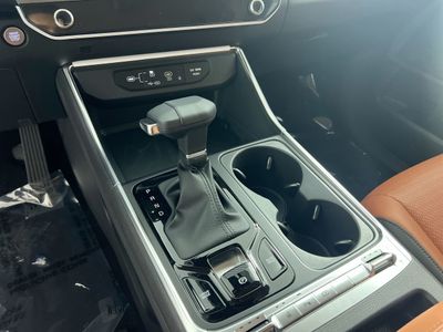 2026 Kia Carnival Hybrid - Photo 25
