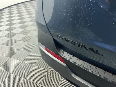 2026 Kia Carnival Hybrid - Photo 5