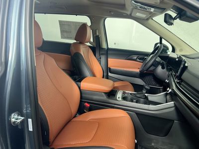 2026 Kia Carnival Hybrid - Photo 32