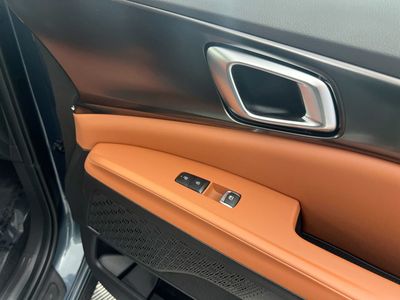 2026 Kia Carnival Hybrid - Photo 33