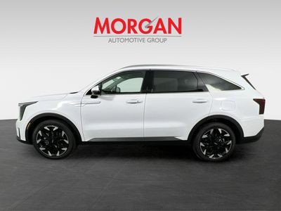 2026 Kia Sorento - Photo 8