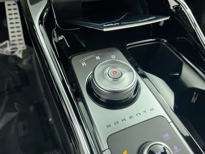 2026 Kia Sorento Hybrid - Photo 24