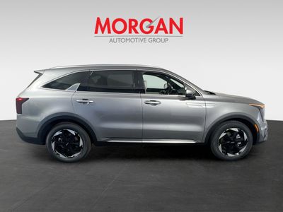 2026 Kia Sorento Hybrid - Photo 2