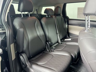 2026 Kia Carnival Hybrid - Photo 28