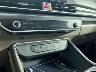 2026 Kia Carnival Hybrid - Photo 25
