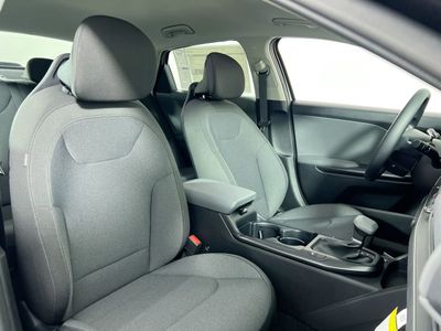 2026 Kia K4 - Photo 31