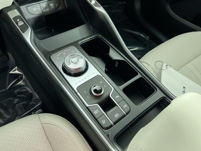 2026 Kia Sorento Hybrid - Photo 21