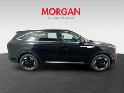 2026 Kia Sorento Hybrid - Photo 2