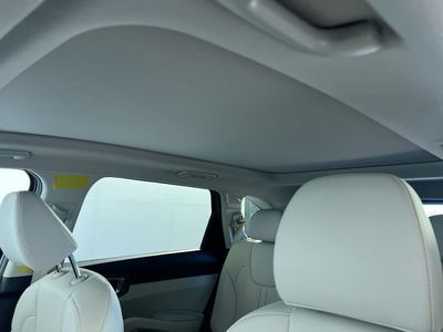 2026 Kia Sorento Hybrid - Photo 17