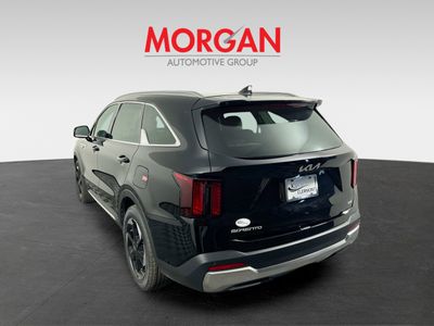 2026 Kia Sorento Hybrid - Photo 6