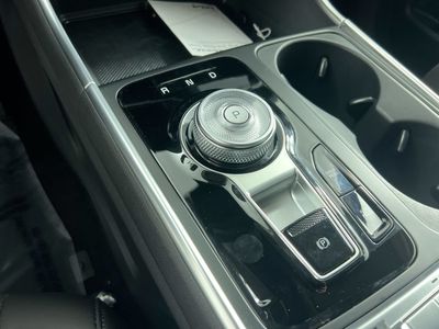 2026 Kia Carnival — photo 24 view