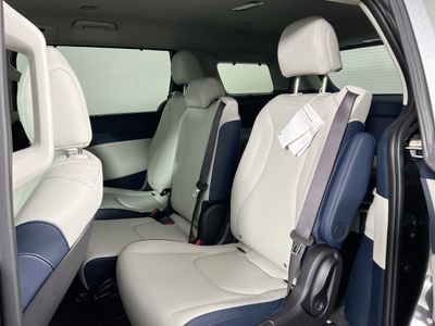 2026 Kia Carnival — photo 28 view