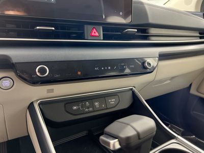2026 Kia Carnival — photo 24 view