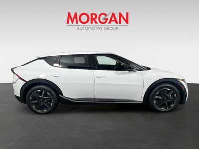2025 Kia EV6 - Photo 2