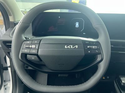 2025 Kia EV6 - Photo 17