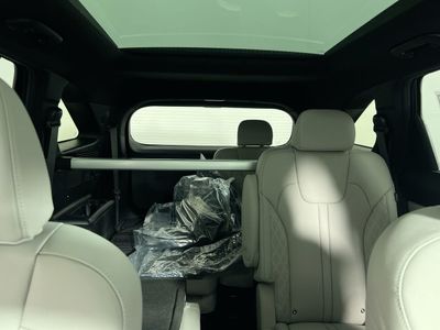 2026 Kia Sorento Hybrid — photo 35 view