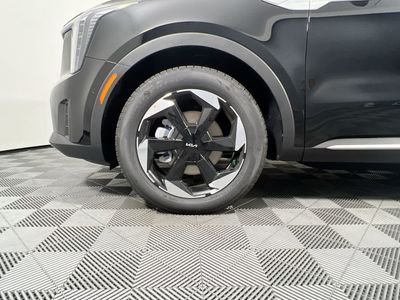 2026 Kia Sorento Hybrid — photo 13 view