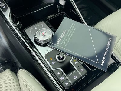 2026 Kia Sorento Hybrid — photo 25 view