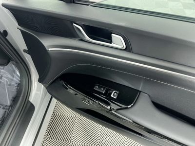2026 Kia K5 — photo 27 view