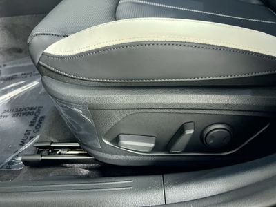 2026 Kia K5 — photo 15 view