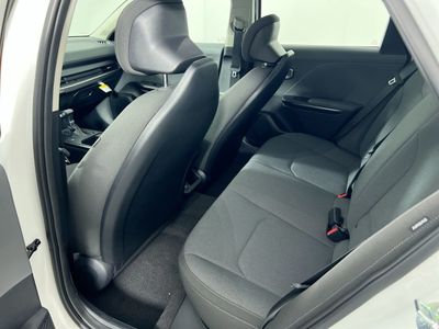 2025 Kia K4 - Photo 29