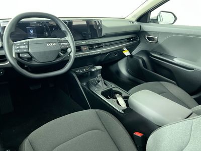 2025 Kia K4 - Photo 30