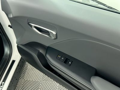 2025 Kia K4 - Photo 32