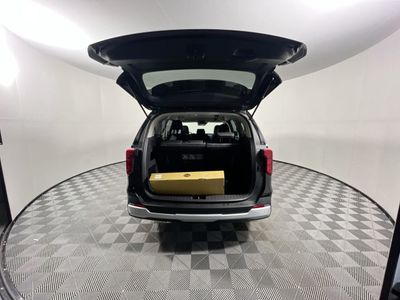 2026 Kia Carnival - Photo 36