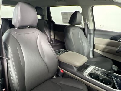 2026 Kia Carnival - Photo 33