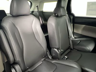 2026 Kia Carnival - Photo 30